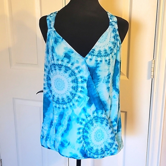 INC International Concepts blue and white size medium top - Picture 1 of 12